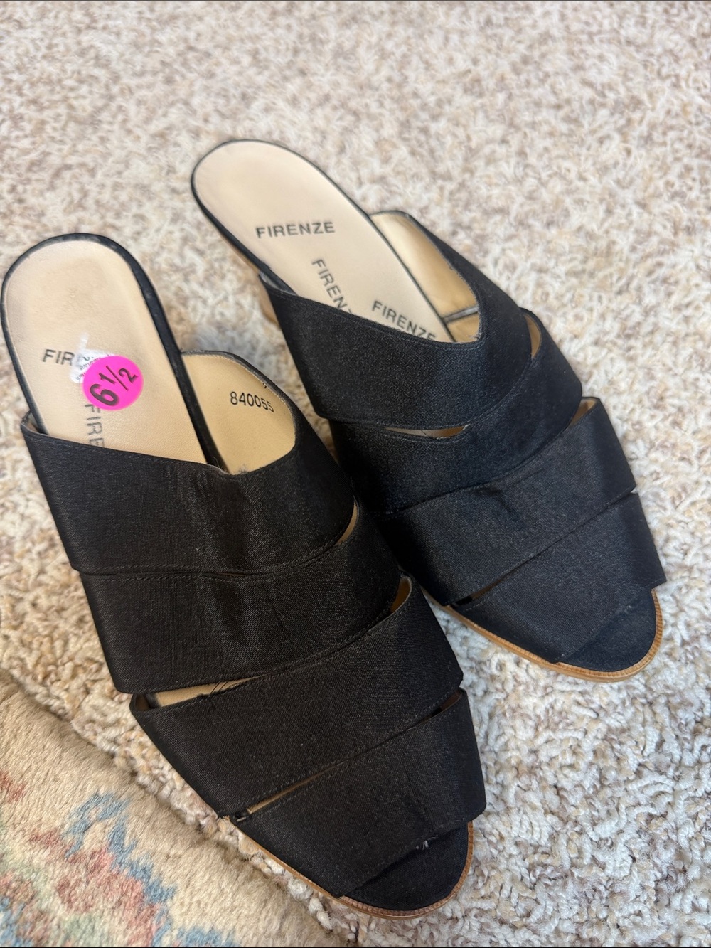 Firenze Black Cutout Mule Sandals Size 6.5 Chunky Heel Vintage Style